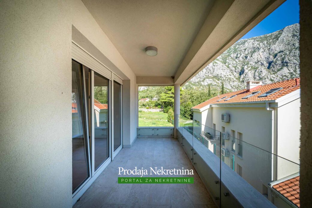 Real estate agency in Kotor