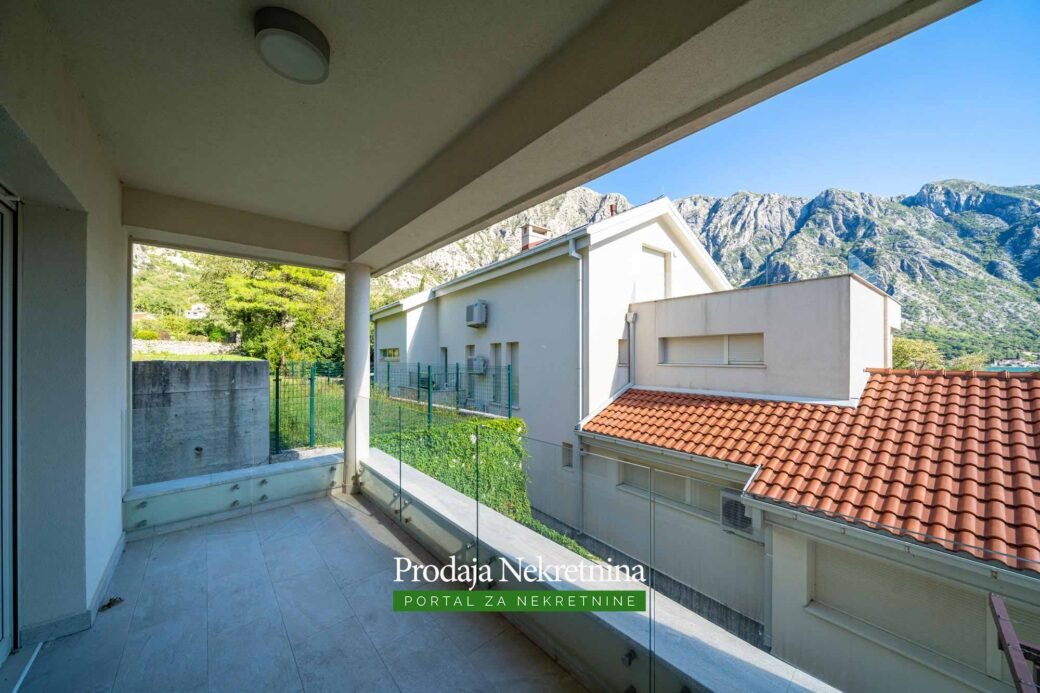 Real estate agency in Kotor