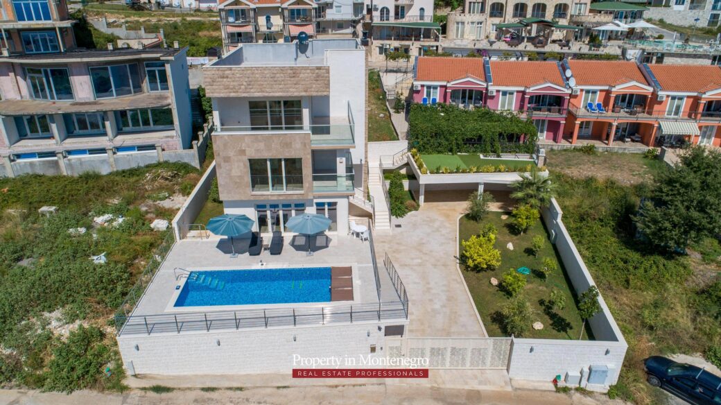 Luxury villa for sale in Budva