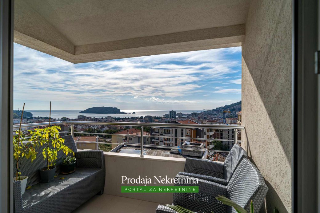 Luxury penthouse for sale in Budva