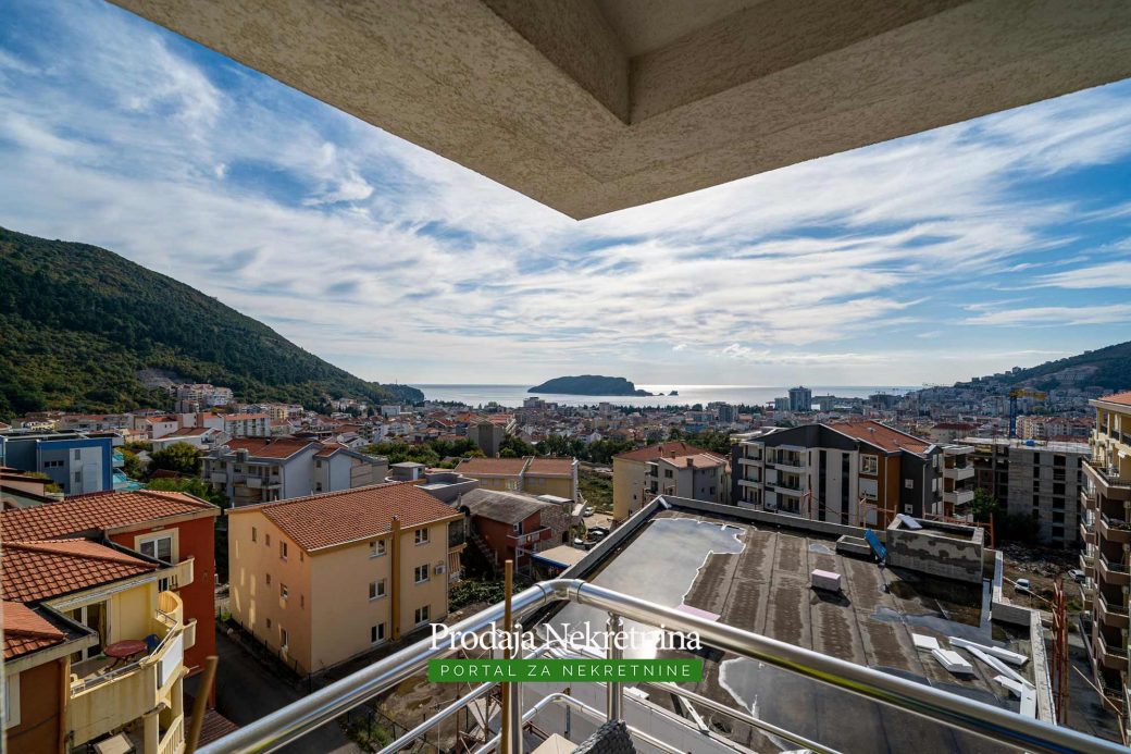 Luxury penthouse for sale in Budva