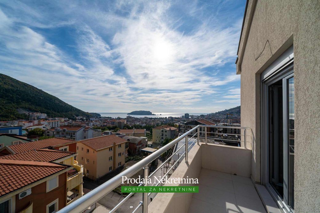 Luxury penthouse for sale in Budva