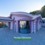 House for sale in Kotor Bay