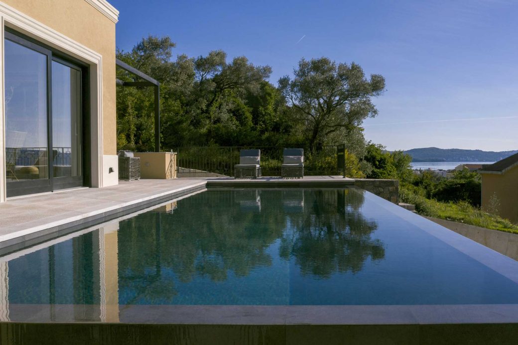 Modern villa for sale in Tivat