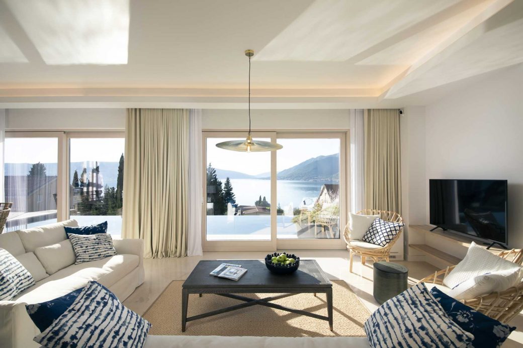 Modern villa for sale in Tivat