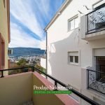 Prodaje se dvosobni apartman u Herceg Novi