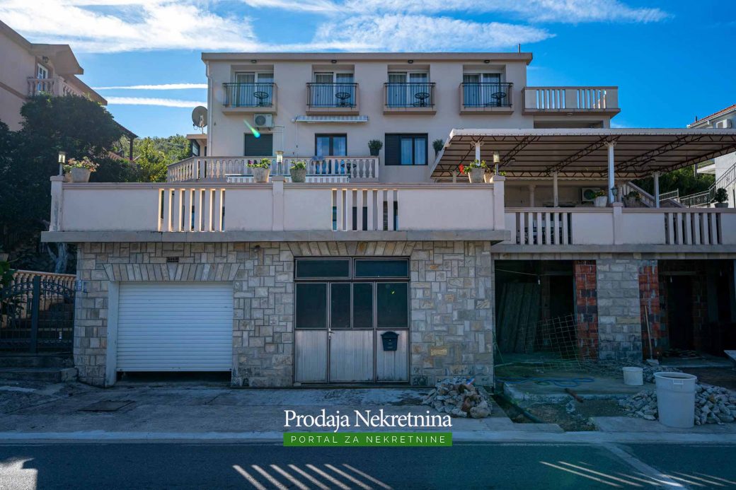 Hotel for sale in Tivat Bay
