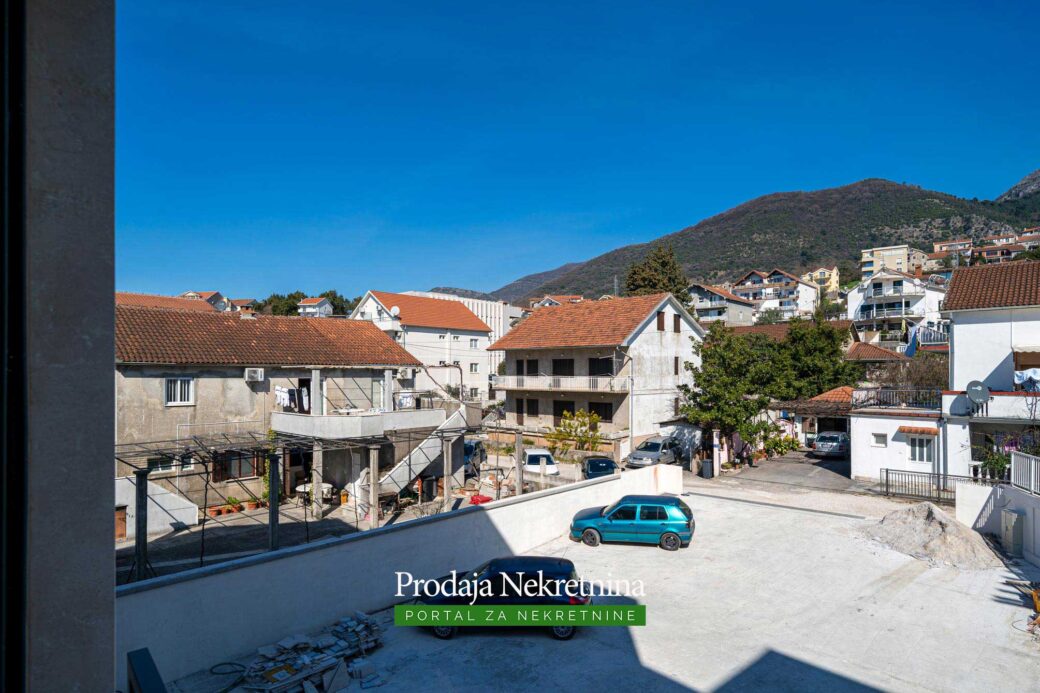 Apartment for sale in center of Tivat