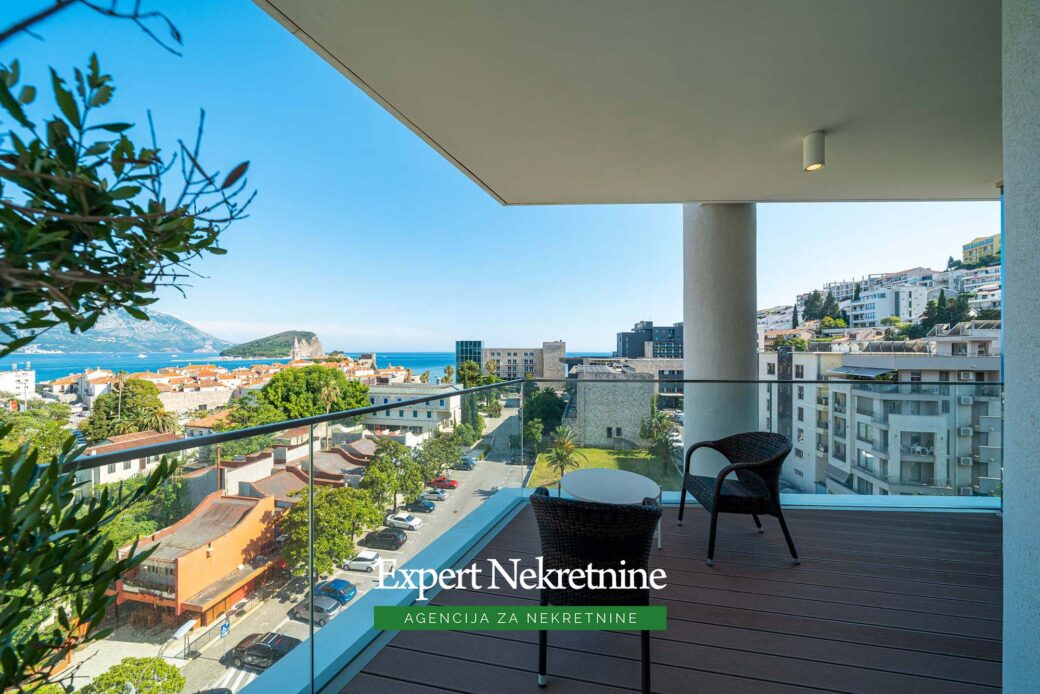 Luxury apartment in Budva