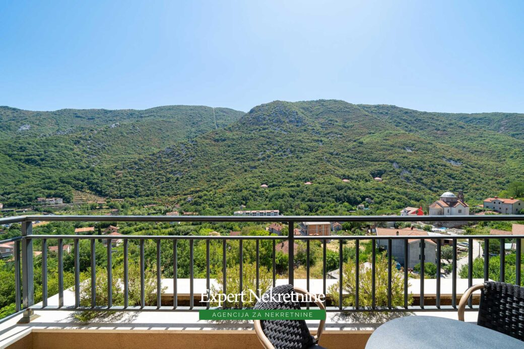 Penthouse for sale in Bay of Kotor