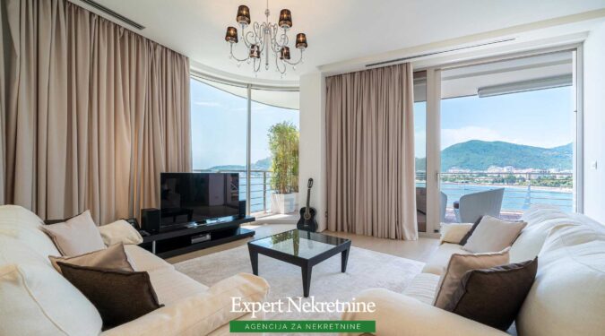 Apartment for sale in Budva