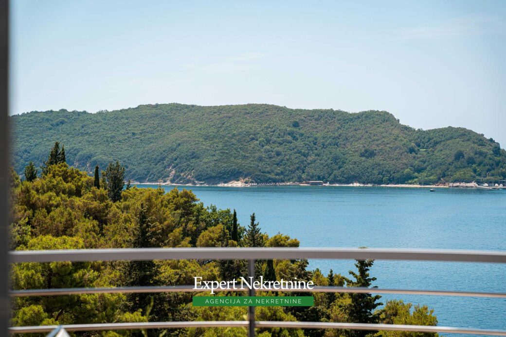 Luxury two bedroom apartment for sale in Budva