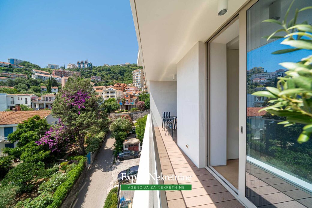 Apartment for sale near Old Town Budva