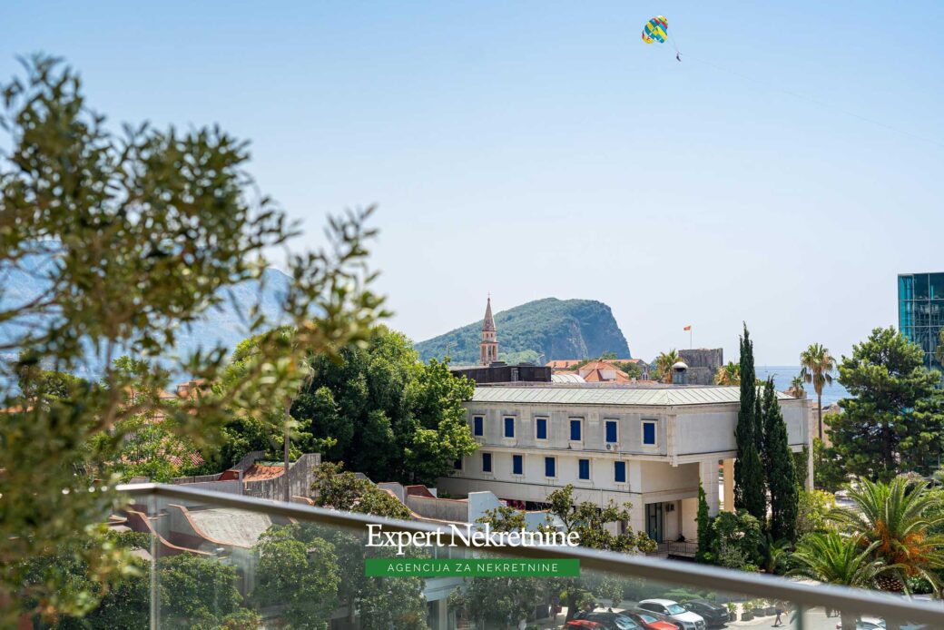Apartment for sale near Old Town Budva