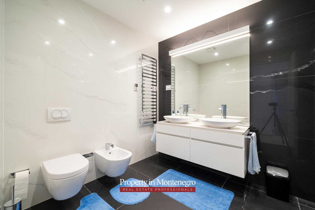 Luxury apartment for sale in Dukley Gardens