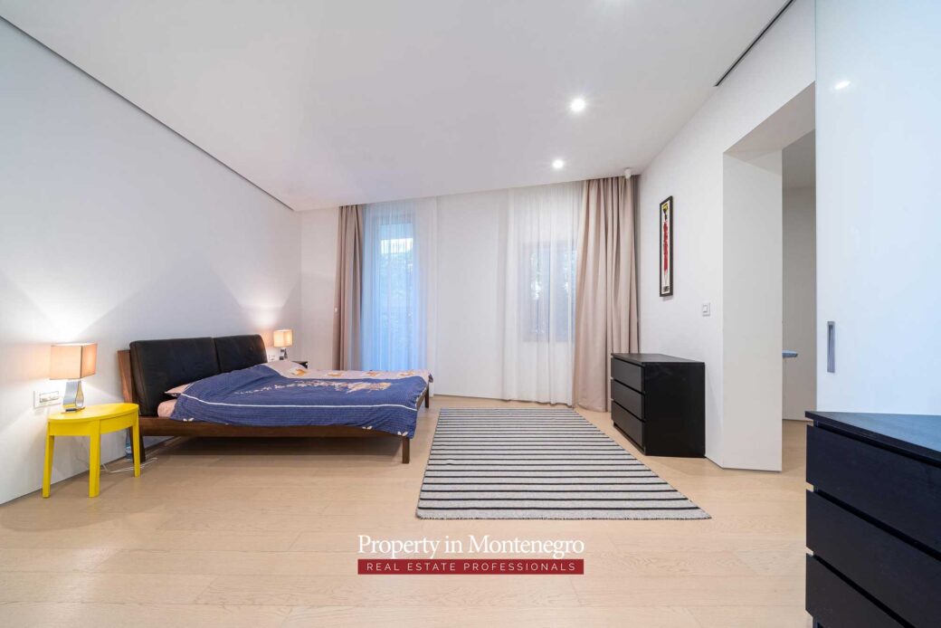 Luxury apartment for sale in Dukley Gardens