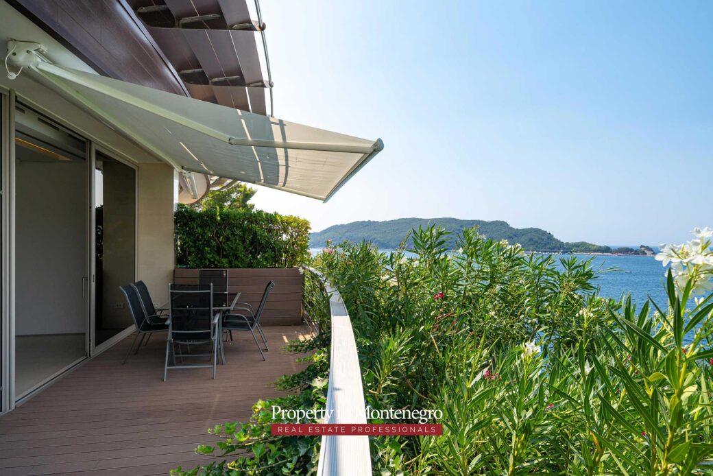 Luxury apartment for sale in Dukley Gardens
