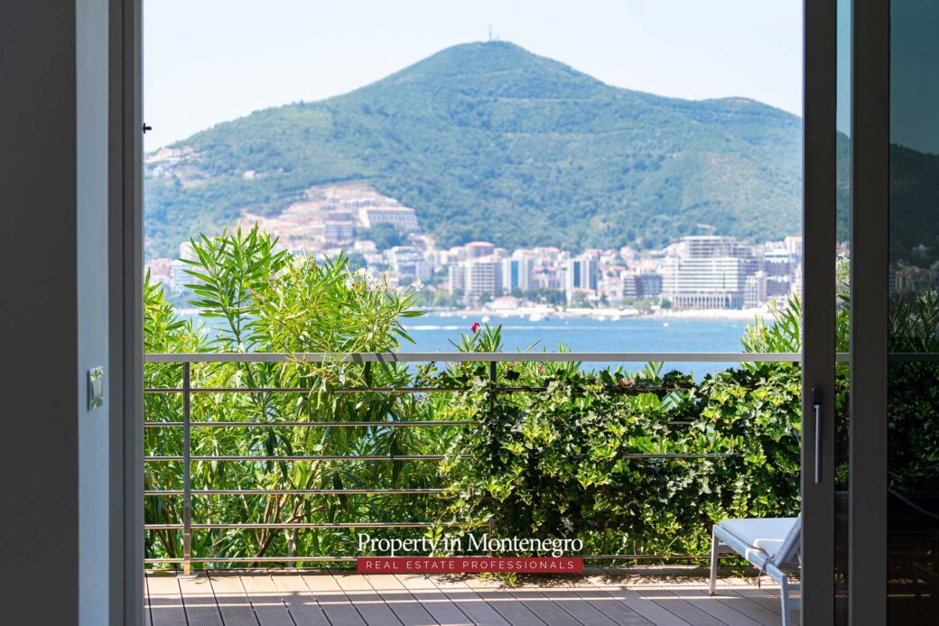 Luxury apartment for sale in Dukley Gardens