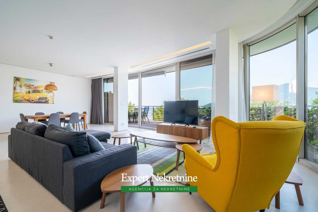 Luxury apartment for sale in Dukley Gardens