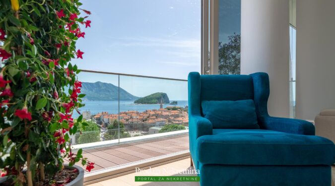 Luxury two bedroom near Old Town Budva