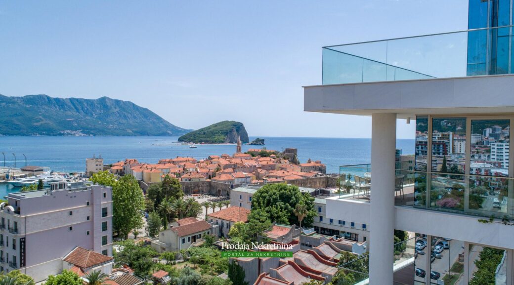 Luxury two bedroom near Old Town Budva