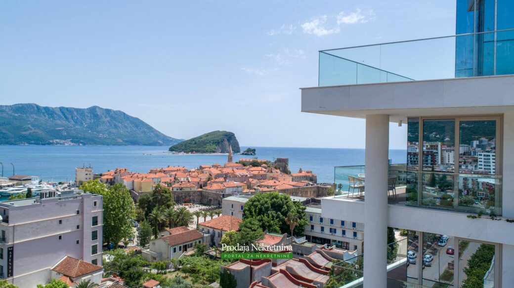 Luxury two bedroom near Old Town Budva