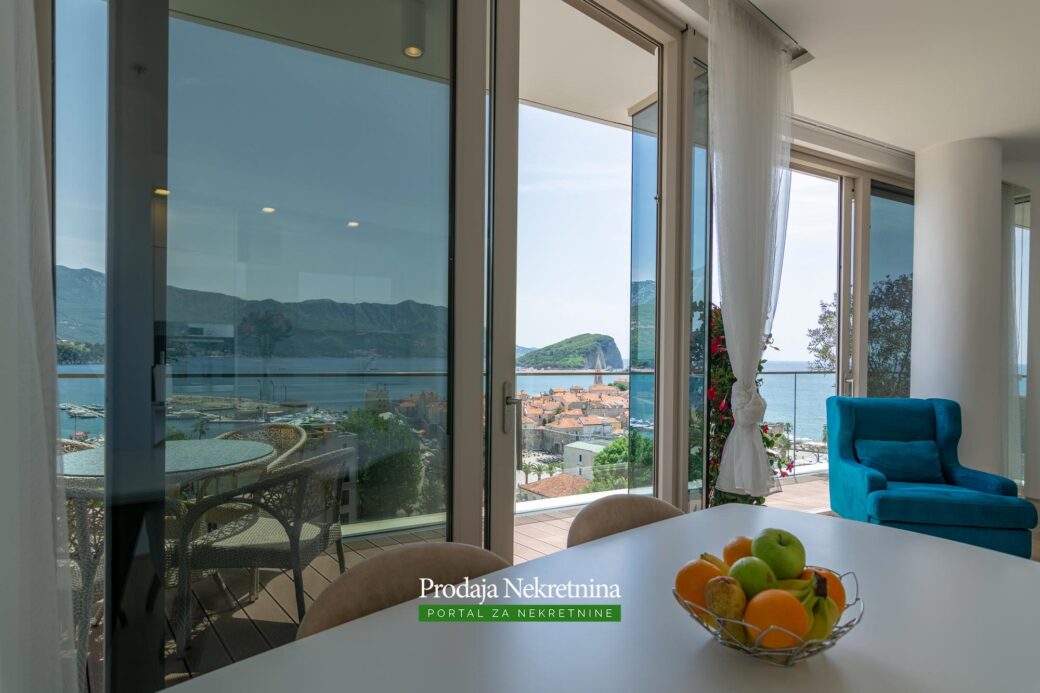 Luxury two bedroom near Old Town Budva