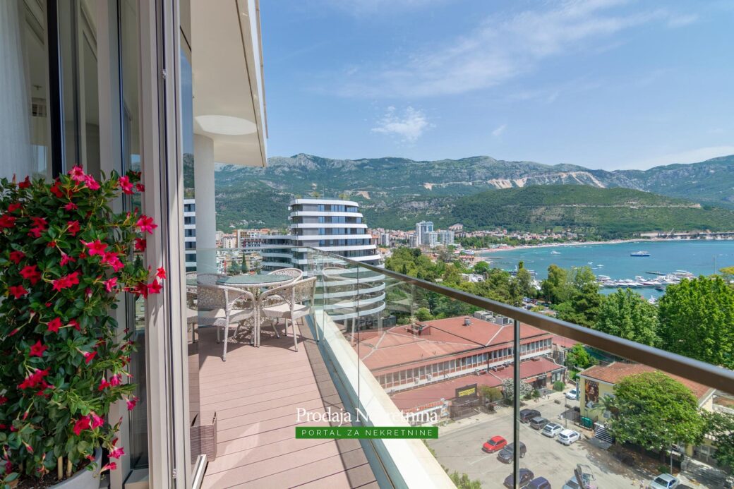 Luxury two bedroom near Old Town Budva