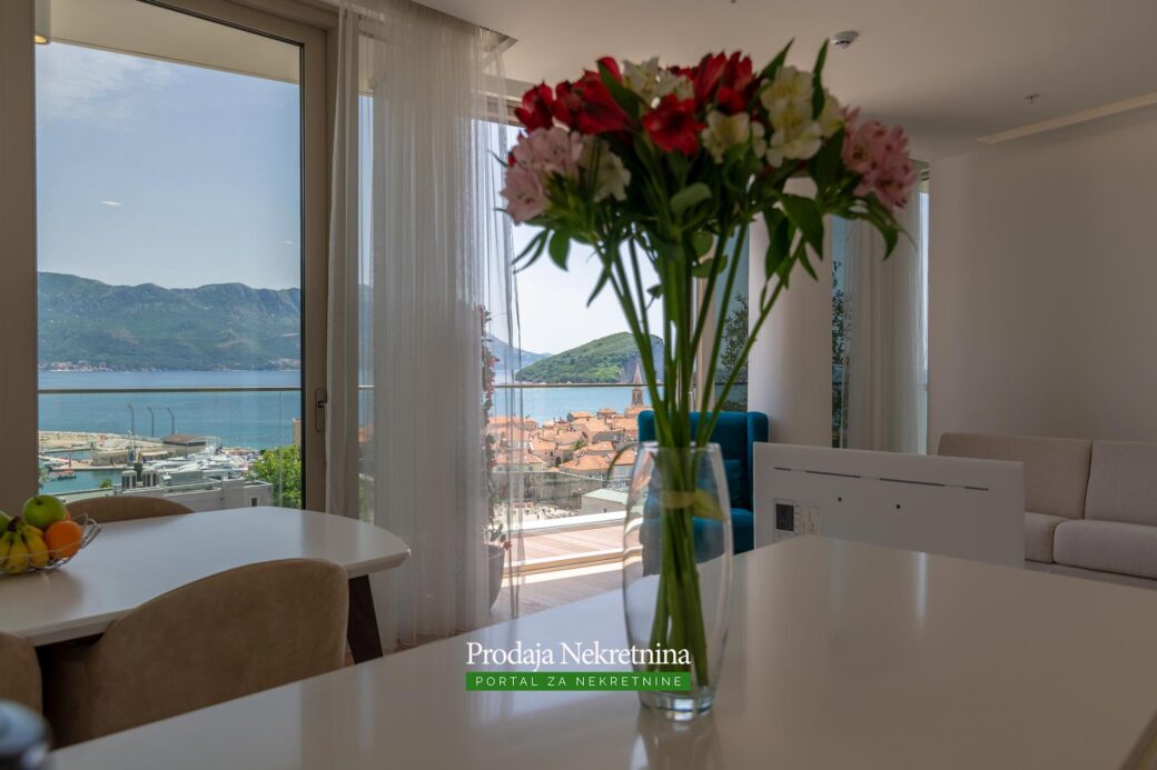 Luxury two bedroom near Old Town Budva