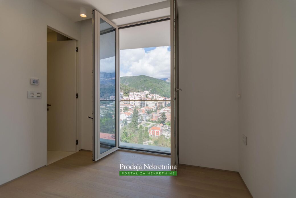 Luxury two bedroom near Old Town Budva