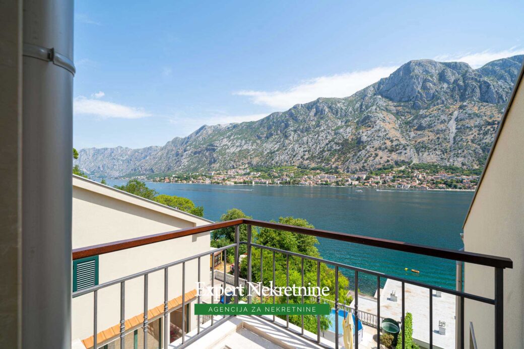 Villa for sale in Bay of Kotor