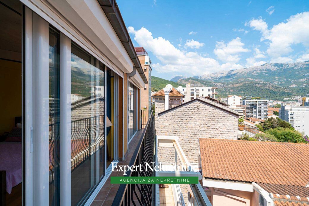 Duplex apartment for sale in Budva