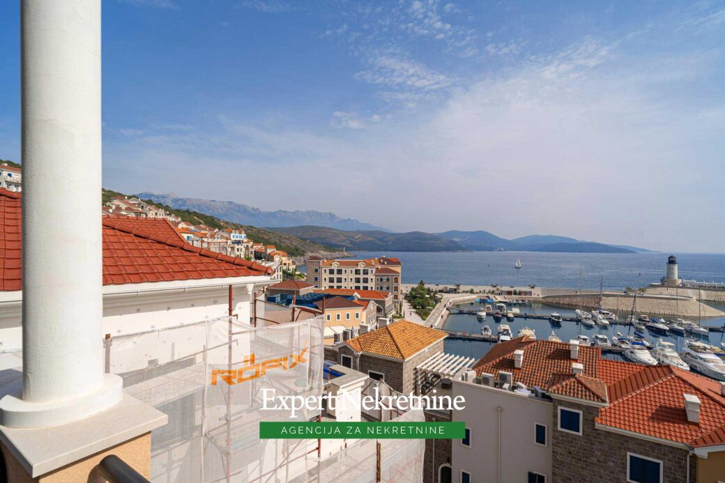 Luxury apartment for sale in Lustica Bay