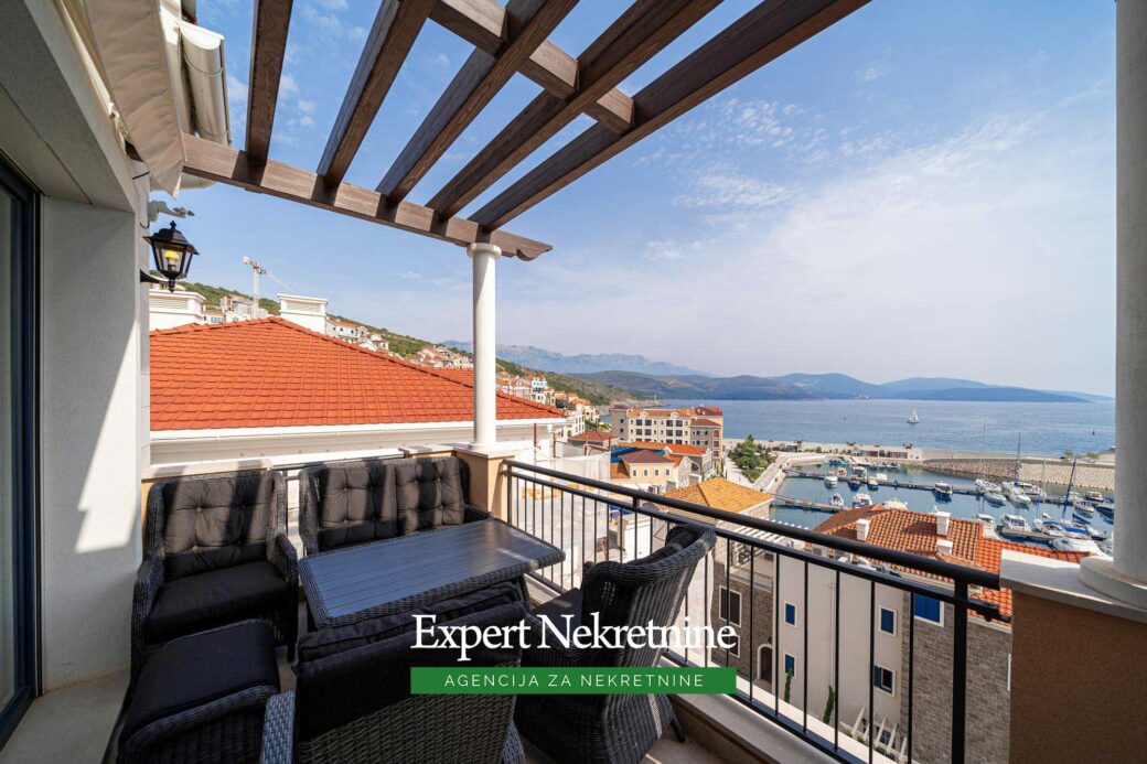 Luxury apartment for sale in Lustica Bay