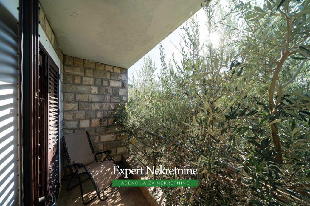 Apartment for sale in Sveti Stefan