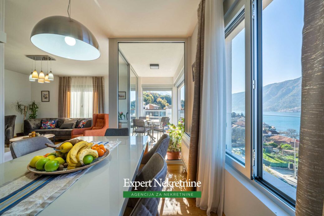 Apartment for sale in Bay of Kotor