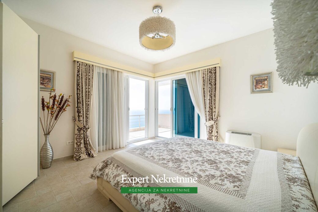 Luxury villa for sale in Bar