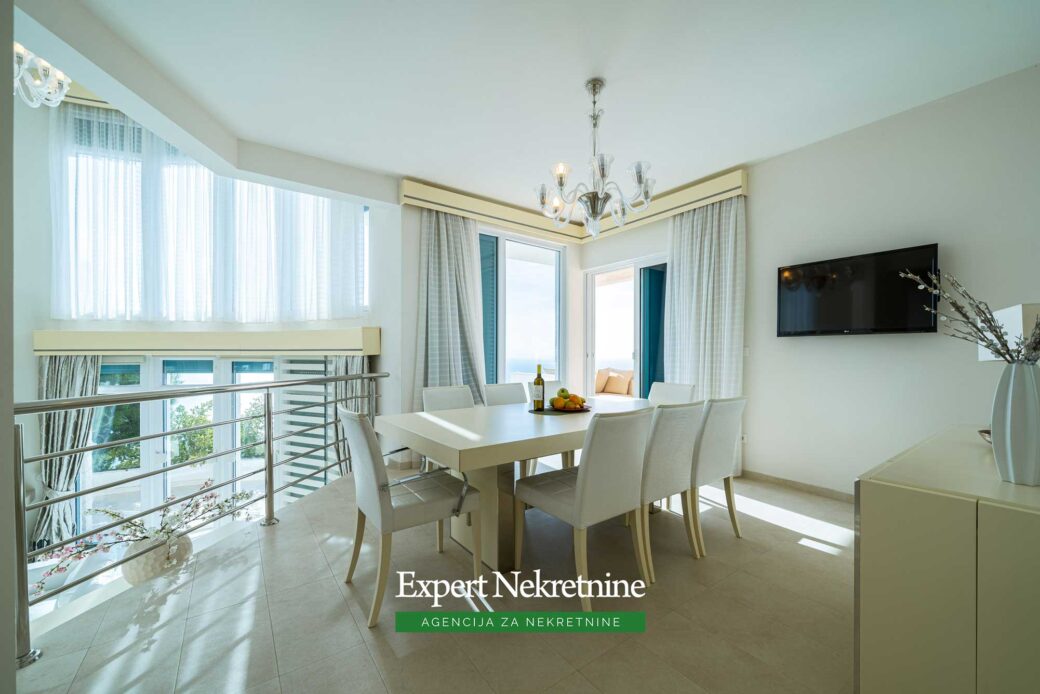 Luxury villa for sale in Bar