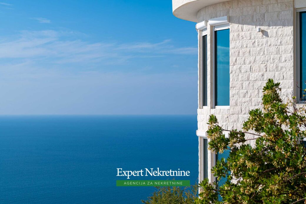 Luxury villa for sale in Bar