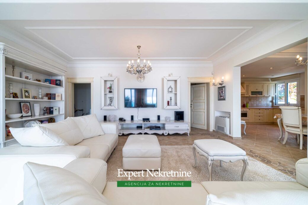 Luxury villa for sale in Bar