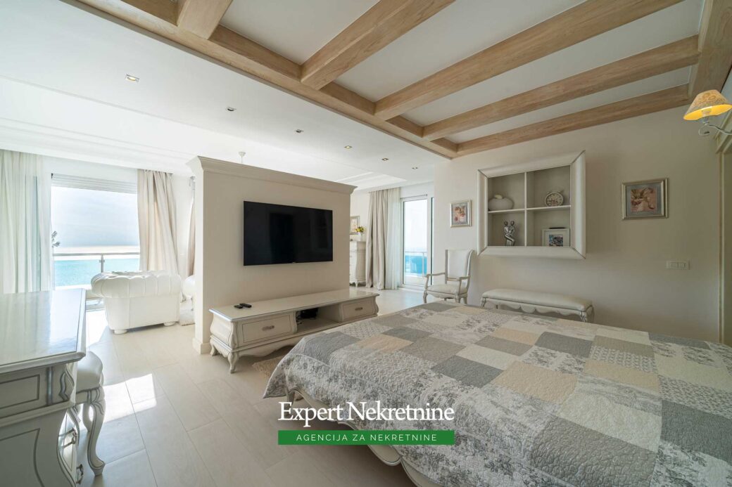 Luxury villa for sale in Bar