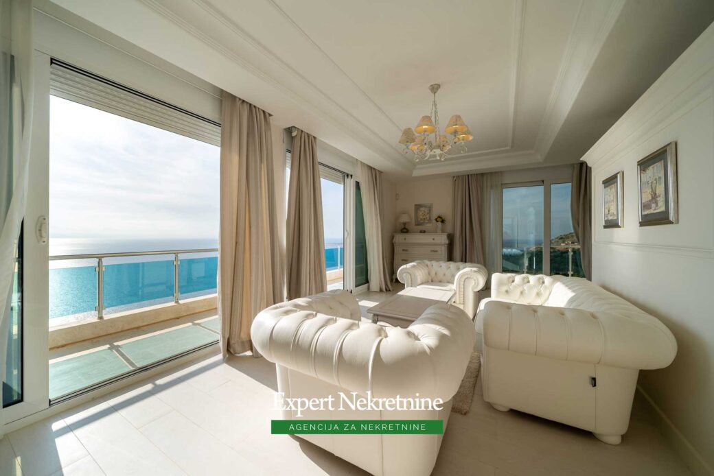 Luxury villa for sale in Bar