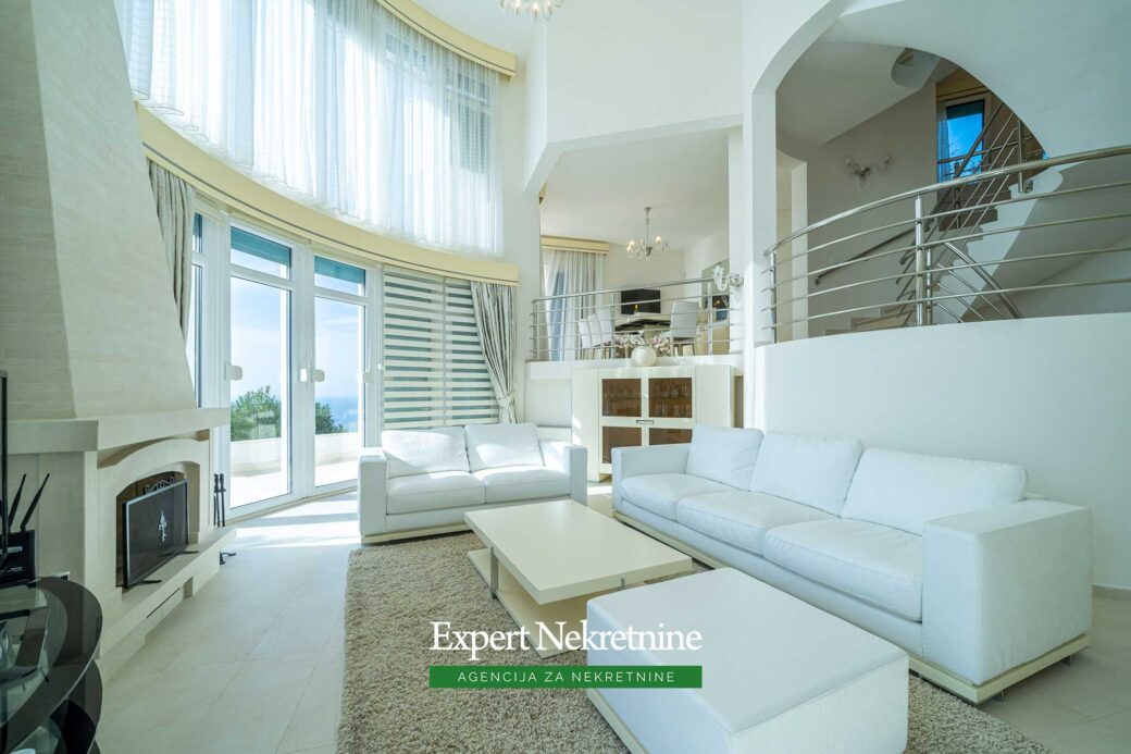 Luxury villa for sale in Bar