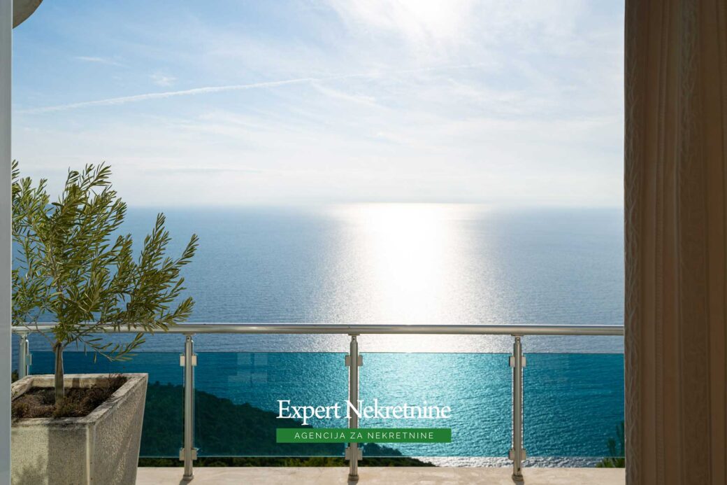 Luxury villa for sale in Bar