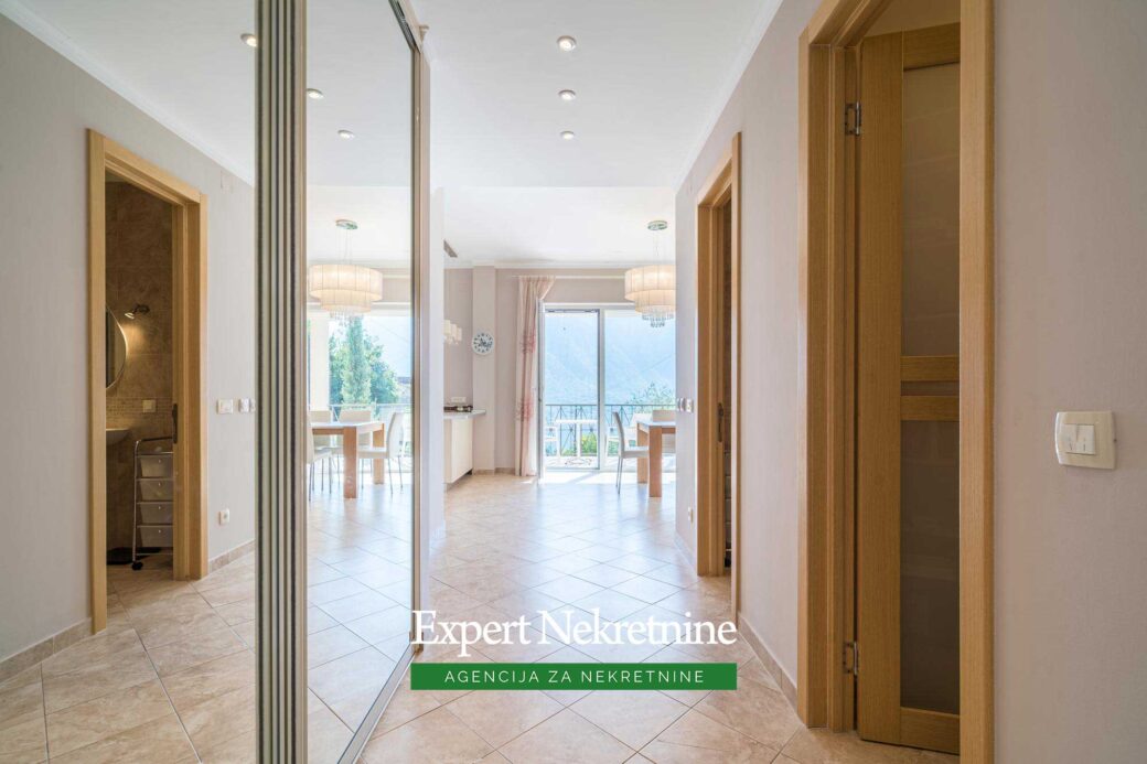 Apartment for sale in Bay of Kotor