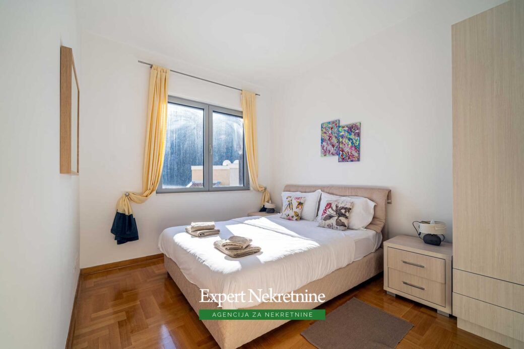 Apartment for sale in Kotor Bay