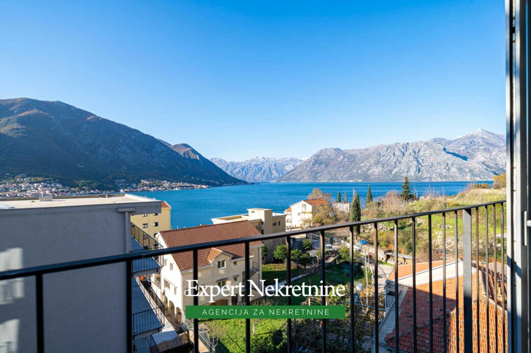 Apartment for sale in Bay of Kotor