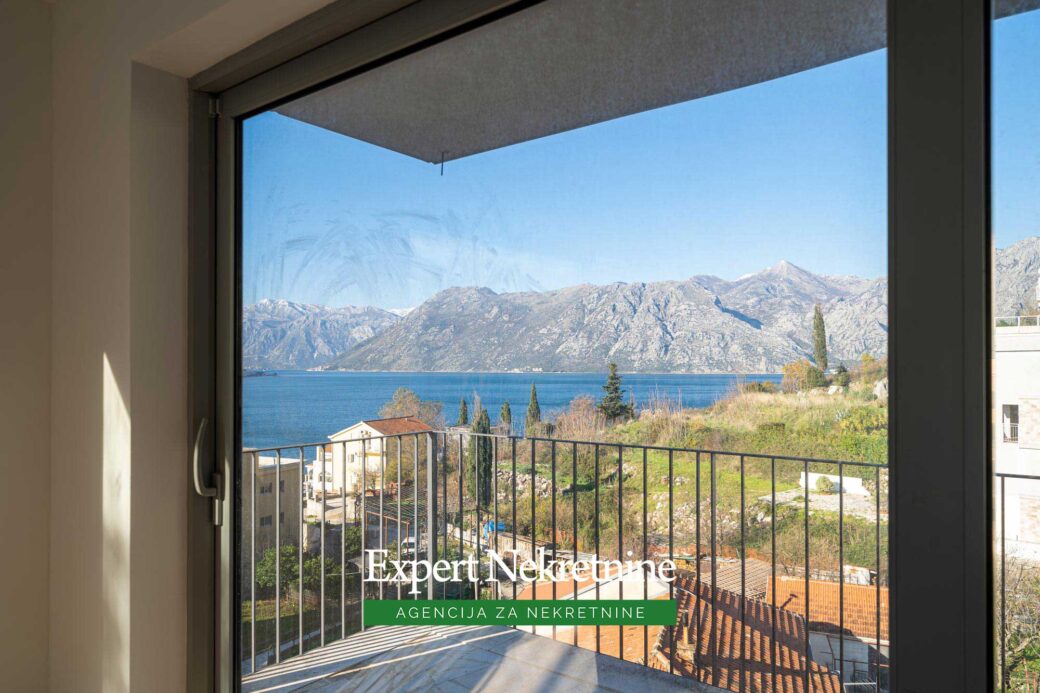 Apartment for sale in Bay of Kotor