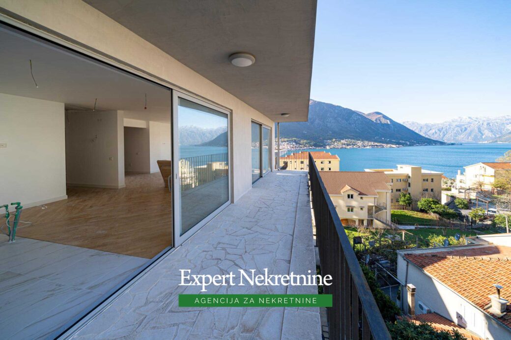 Apartment for sale in Bay of Kotor