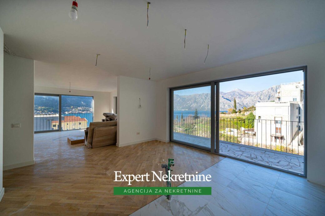 Apartment for sale in Bay of Kotor